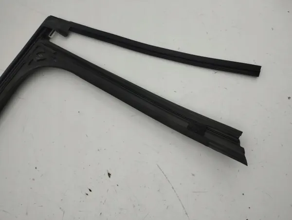 Linker achterdeur raamrubber OEM AMD141149 Citroen image 7