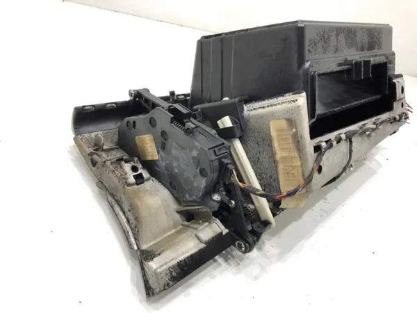 OEM 9177780 Passagerar handskfack för BMW E71 SUV 2007-2014 image 4