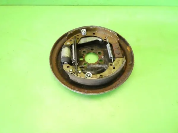 Plaque d'ancrage arrière gauche SEAT IBIZA III 6L 1.2 12V 02-05 image 4