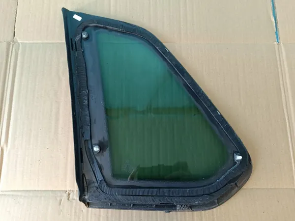 OEM 5NA845042M VW Tiguan II Carrosserieglas Achter Rechts image 4
