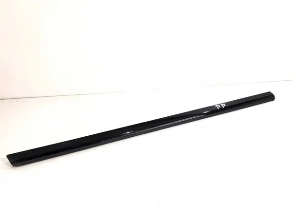 OEM A1177250482 Etu oikea raapimisliuska Mercedes CLA image 2