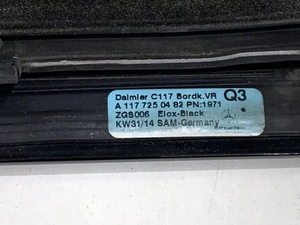 OEM A1177250482 Etu oikea raapimisliuska Mercedes CLA image 4