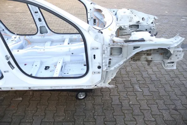 Volvo V90 II oikea etulokasuoja OEM 1274737375 image 2