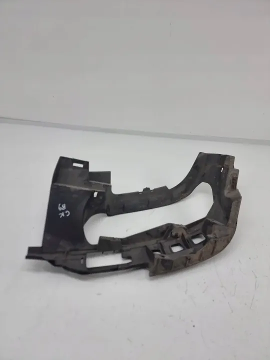 Oikean takadiffuusorin kiinnitystuki OEM 8W6807348A image 2