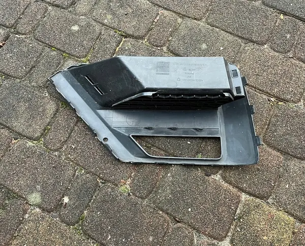 Volkswagen OE 7C0853665A griglia di ventilazione, paraurti image 3
