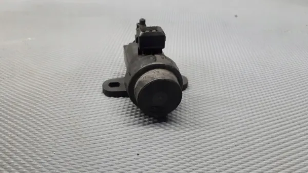 Válvula de vácuo OEM 95BB-9J459 para Ford Scorpio MK2 image 3