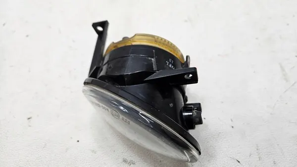 Farol Halógeno Direito VW Golf VI 6 5K0941700A image 3