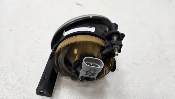 Farol Halógeno Direito VW Golf VI 6 5K0941700A image 4