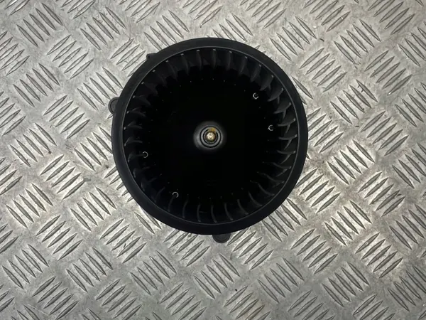 OEM 972907521C Taycan Verwarmingsventilator - Gebruikt image 4