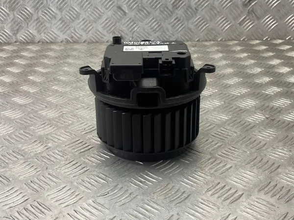 OEM 972907521C Taycan Verwarmingsventilator - Gebruikt image 7