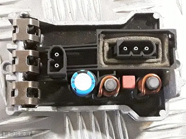Verwarmingsweerstand Relais BMW 7 Series E65 2004 6411691887 image 3