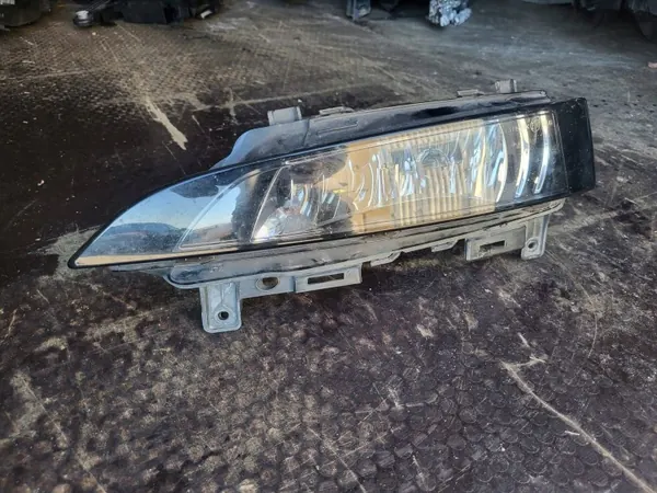Phare Halogène Skoda OE 657941699 d'Occasion image 3