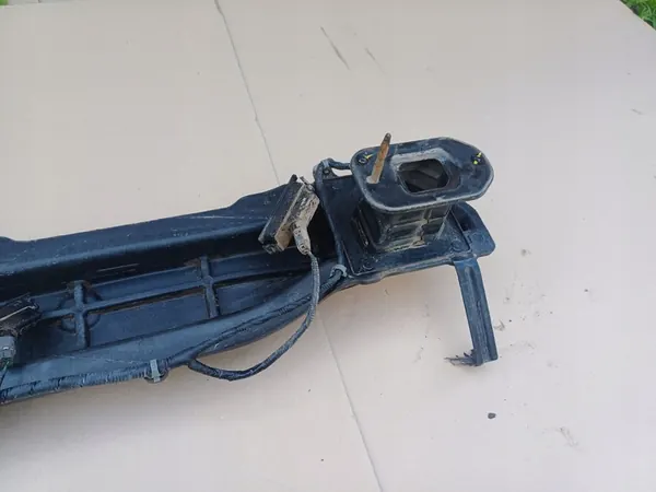 Takapuskuri Hyundai i30 HB OEM 86631-A6000 image 7
