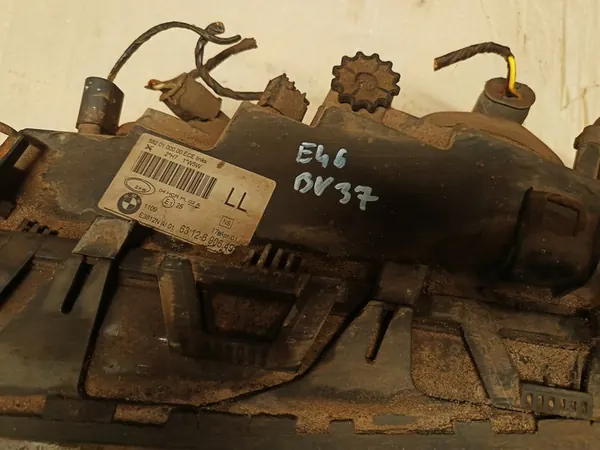 Farol esquerdo BMW 3 E46 6906493 image 7