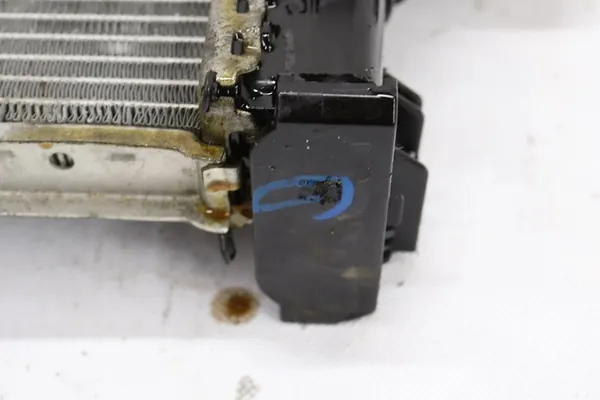 Radiador Opel Insignia 2.0 T Automático image 3