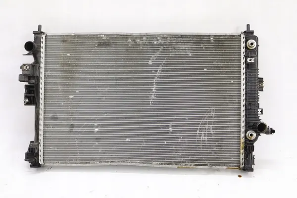 Radiador Opel Insignia 2.0 T Automático image 5