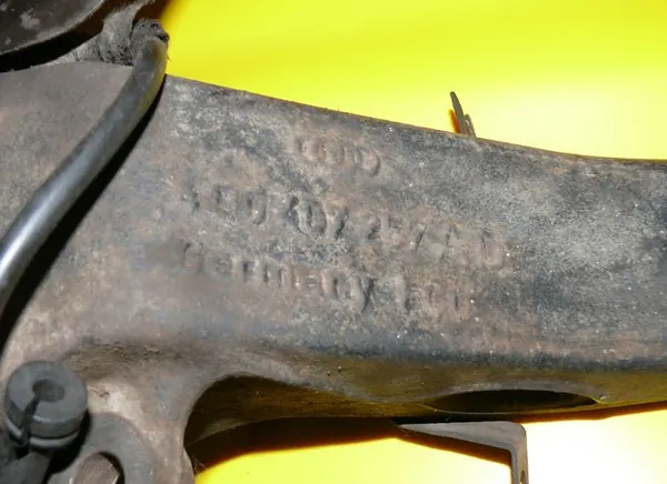 Mozzo sterzante anteriore sinistro Audi A8 S8 D2 99-02 OEM image 2