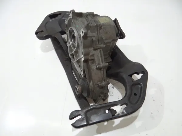 Reductor de caja BMW usado OEM 7610586 para X5 E70 image 5