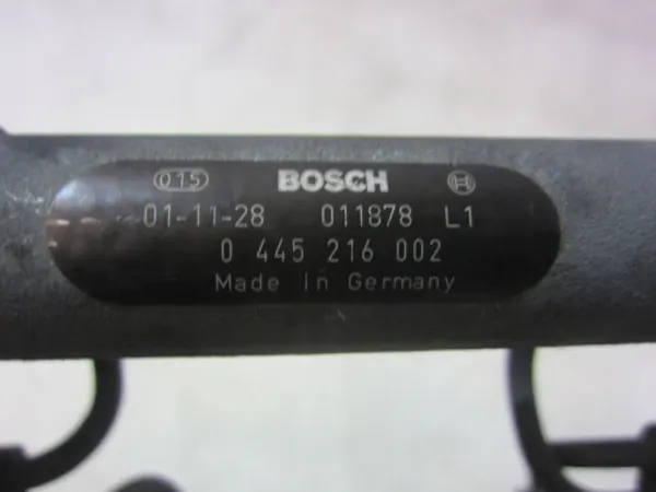 BMW OEM 13537805722 Einspritzschiene für 3.0D M57 image 10