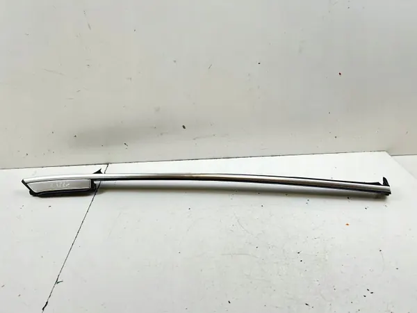 BMW Takaikkunan tiiviste OEM 7119097 - Käytetty image 2