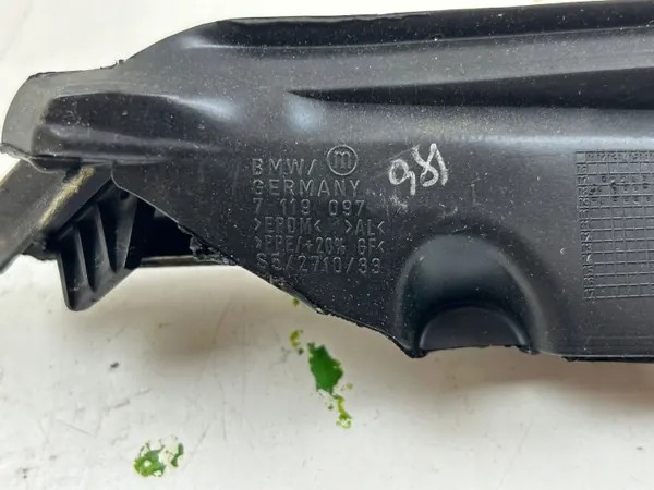 BMW Takaikkunan tiiviste OEM 7119097 - Käytetty image 5