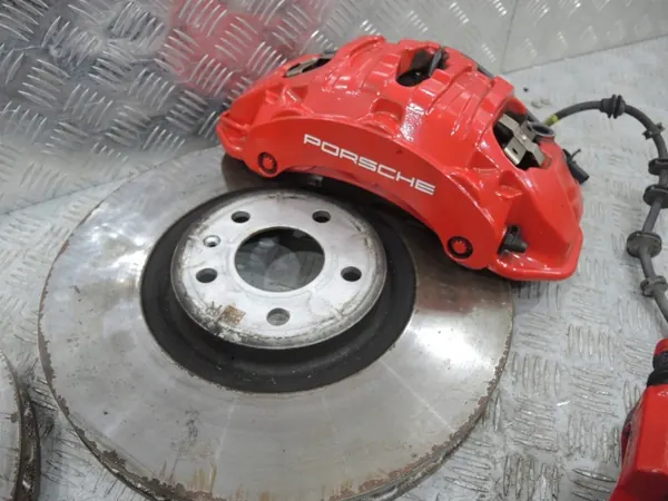 Remschijf & Remklauw Set Porsche Macan OEM 95B615106T image 4
