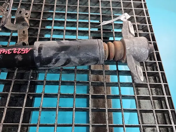 Amortizzatore Posteriore Destro Kia Stinger image 2