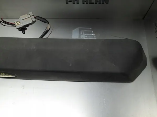 Baklucklist Land Rover Discovery 3 OEM AH22-431E76 image 5