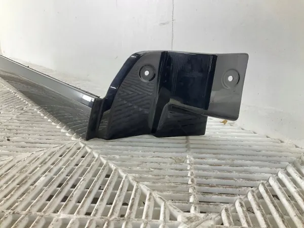 SEAT OE 7N0845796 Cubierta Carril Puerta Corredera image 3