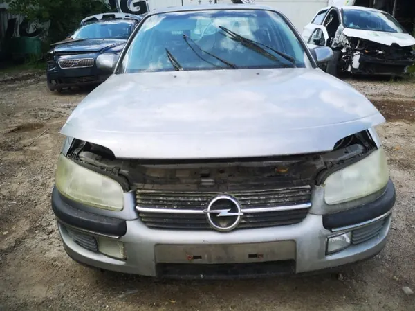 Pompe à huile OEM 2146613 pour Opel Omega 1995 2.0L image 6