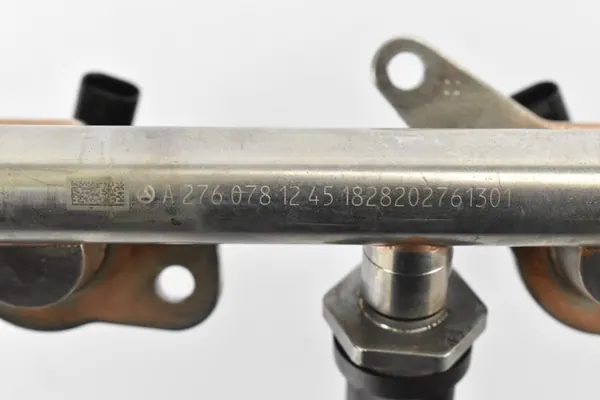 Rampe de carburant A2760781245 Mercedes W205 W253 W213 W222 3.0 V6 image 3