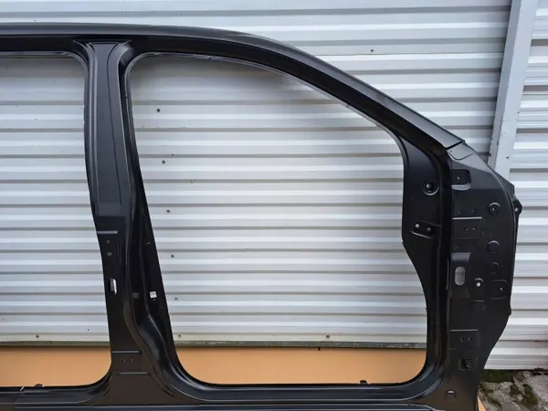 Höger tröskelpanel Nissan Navara D23 OEM G60205XAMB image 3