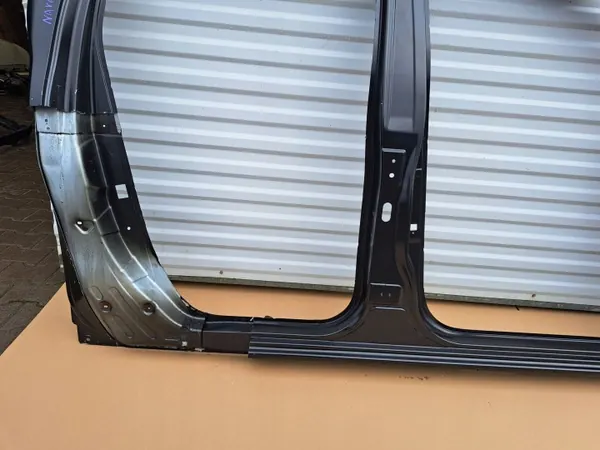 Höger tröskelpanel Nissan Navara D23 OEM G60205XAMB image 5