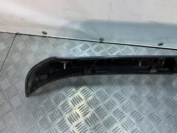 Chrysler Pacifica Spoiler OEM 5MW30LAUAF image 8