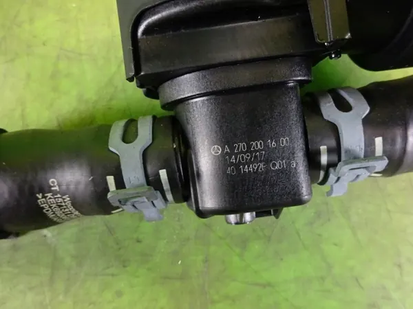 Vesisolennoidiventtiili OEM Infiniti QX30 Mercedes image 6