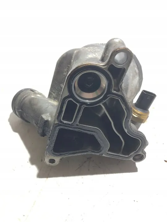 Base filtro aceite OEM 7533067 para BMW E92 328i image 3