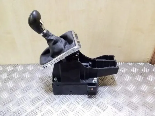 Opel OE vaihteiston mekanismi OEM 8126201004 image 2