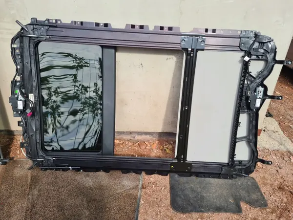 Panoramadak OEM 7212749 voor BMW X3 F25 - 2 Ruiten image 4