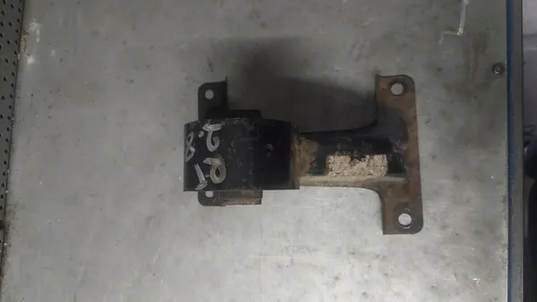 Chrysler Voyager 2.8 CRD Supporto Motore Posteriore OEM 04880604AA image 4