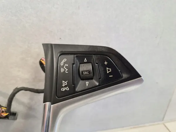 Interrupteur Commande Radio Volant OEM 13268686 image 3