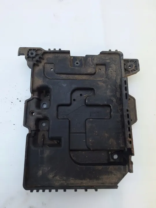 Hyundai I20 II akkuteline OEM 37150-C8500 image 2