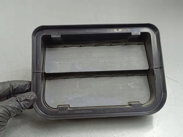 Honda CR-V Ventilatierooster OEM 75450TBAA - Gebruikt image 2