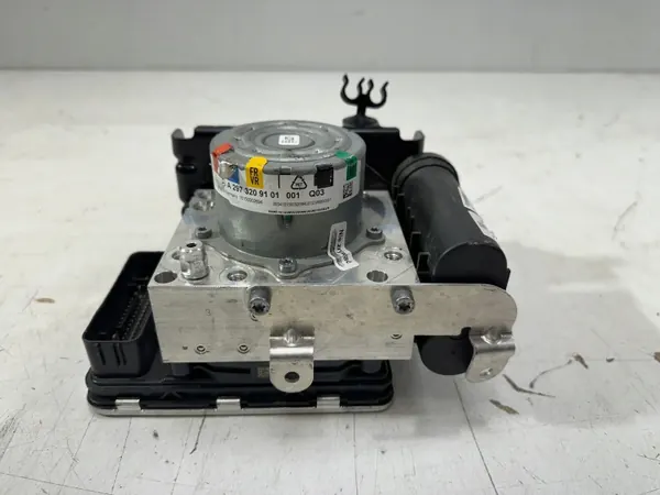 Compresseur Airmatic Mercedes OEM A2979013903 image 10