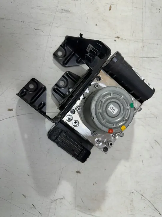 Compresseur Airmatic Mercedes OEM A2979013903 image 7