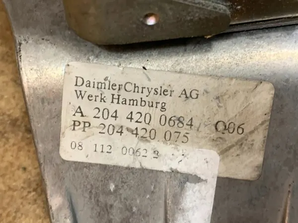 Mercedes-Benz Handbremsmechanismus OEM A2044200684 image 7