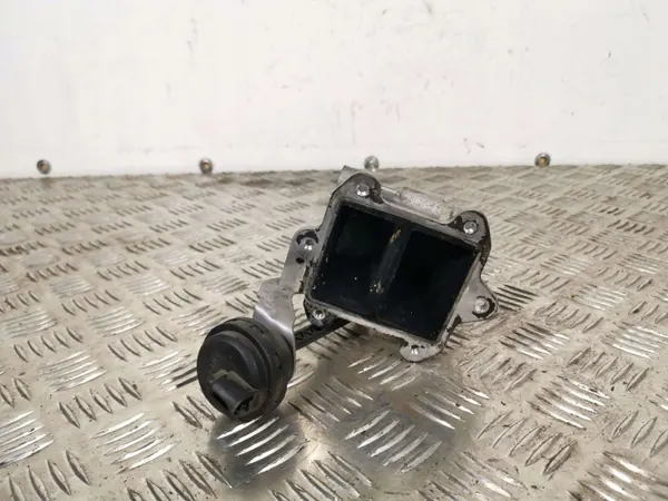 Kia EGR-venttiili OEM FBZ3760 - Käytetty Kunnossa image 2