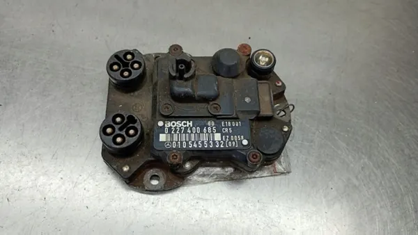 Mercedes Zündmodul OEM 0105455332 Gebraucht image 2
