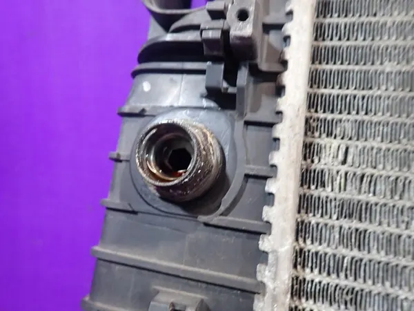 MERCEDES E-KLASA W211 06-09 3.0 D Waterkoeler A2115003402 image 10