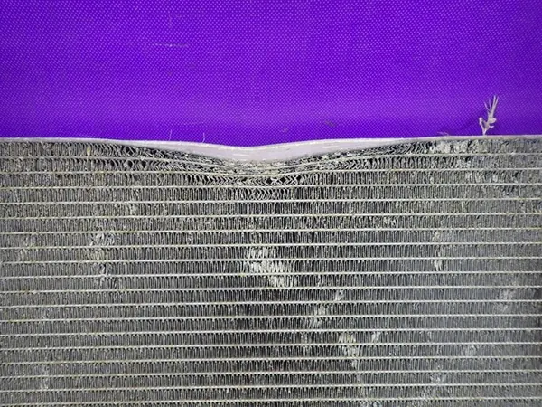 MERCEDES E-KLASA W211 06-09 3.0 D Waterkoeler A2115003402 image 3