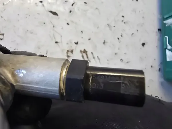 OPEL ASTRA K LIFT Öljynlämpöanturi 55491198 image 3